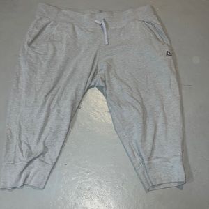 gray reebok capris. size xl